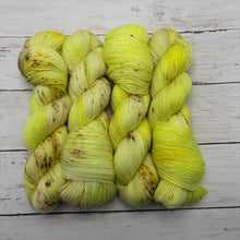Load image into Gallery viewer, Lemon Drop