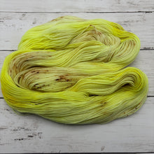 Load image into Gallery viewer, Lemon Drop