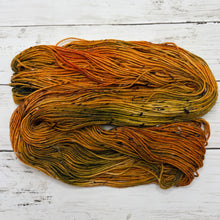Load image into Gallery viewer, Saffron Moss