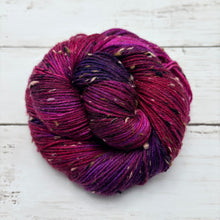 Load image into Gallery viewer, Velvet Brambleberry
