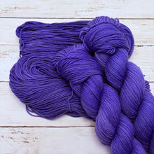 Load image into Gallery viewer, Lavender