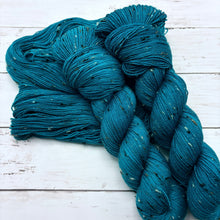 Load image into Gallery viewer, Turquoise (December)