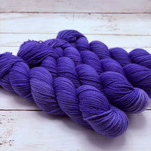 Load image into Gallery viewer, Lavender