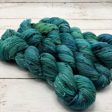 Load image into Gallery viewer, Aquamarine (March)