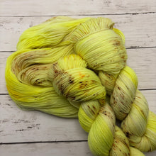 Load image into Gallery viewer, Lemon Drop